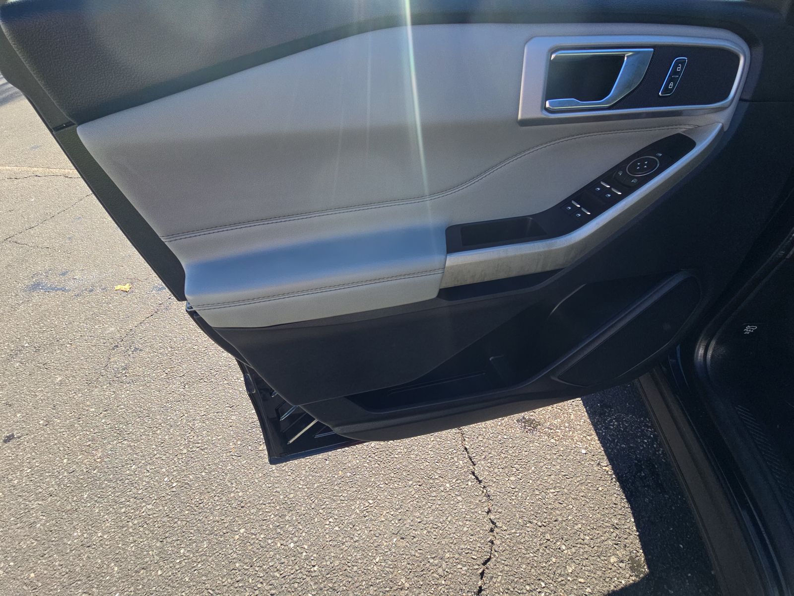 2022 Ford Explorer XLT AWD