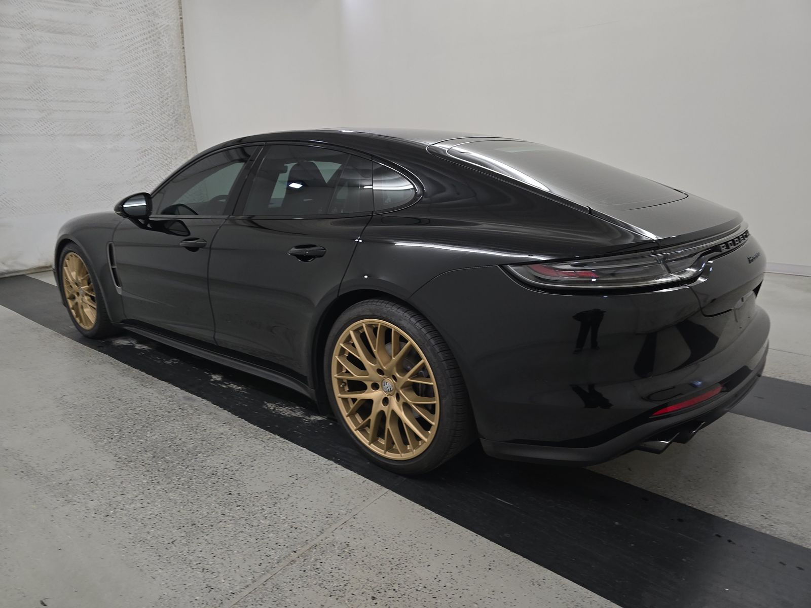 2022 Porsche Panamera Platinum Edition RWD