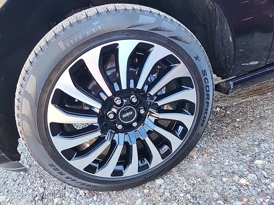 2022 Lincoln Navigator L Black Label AWD