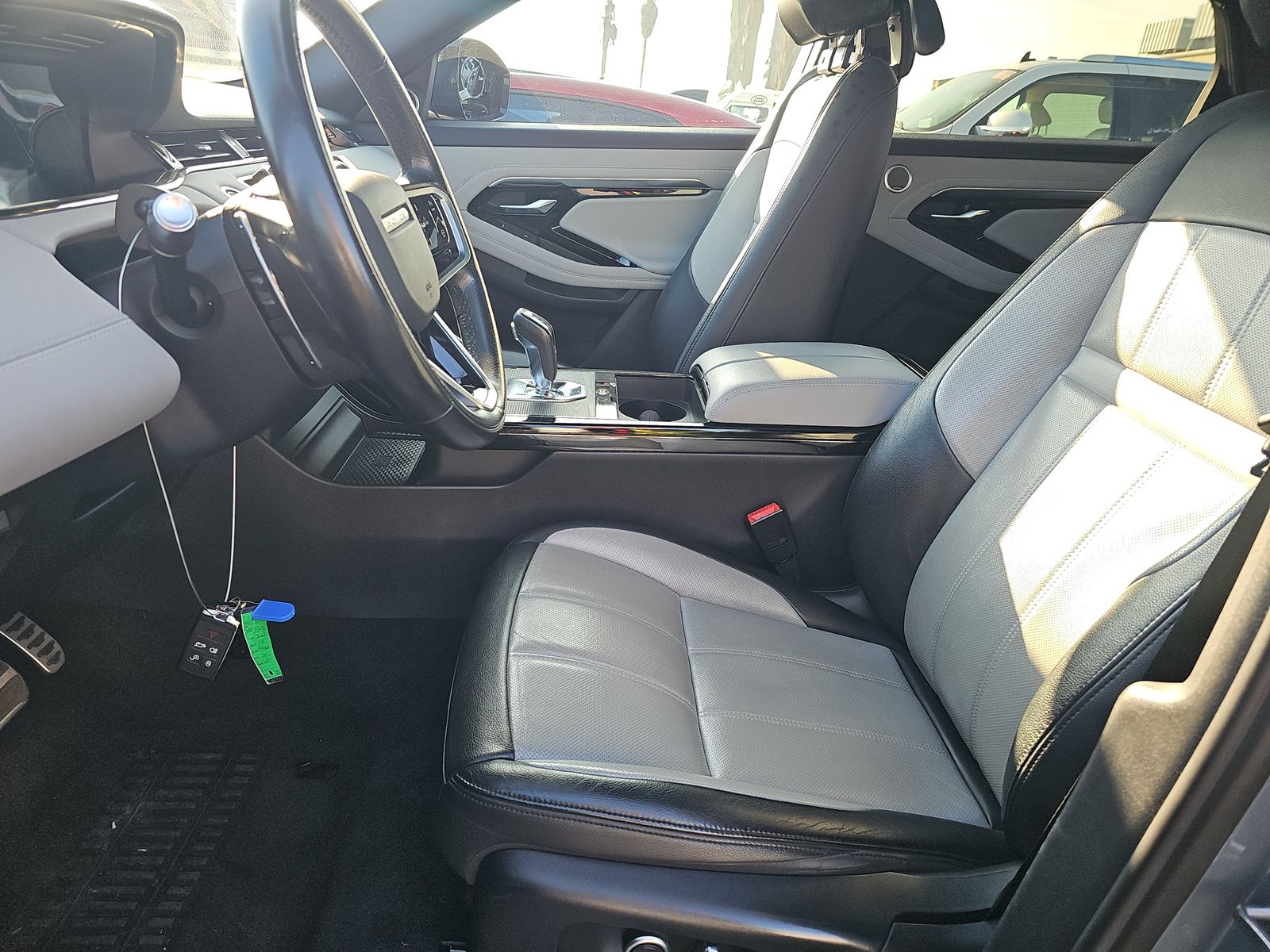 2022 Land Rover Range Rover Evoque R-Dynamic SE AWD