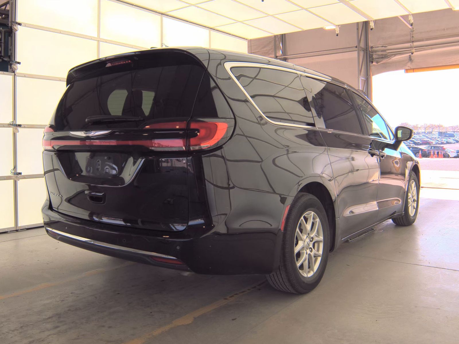 2024 Chrysler Pacifica Touring L FWD