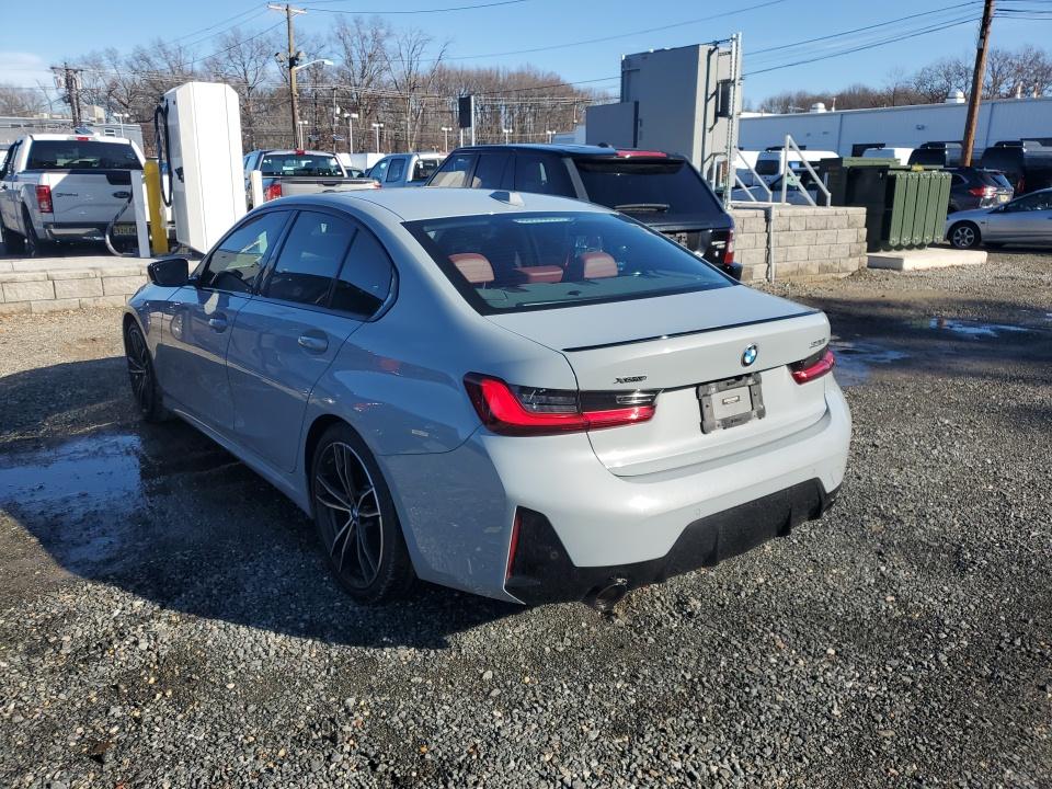 2023 BMW 3 Series 330i xDrive AWD