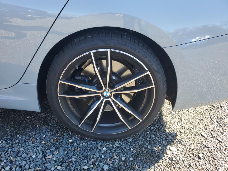 2023 BMW 3 Series 330i xDrive AWD