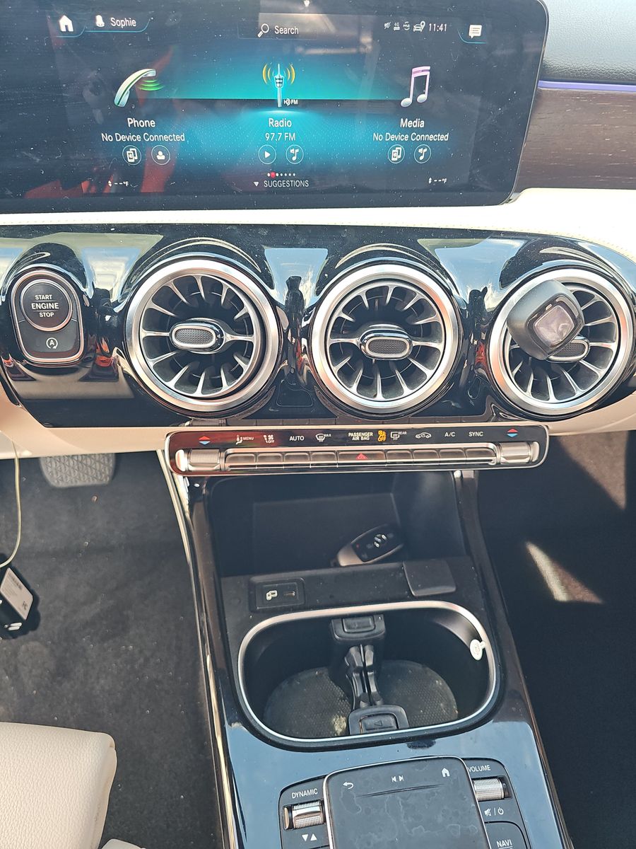 2022 Mercedes-Benz A-Class A 220 FWD