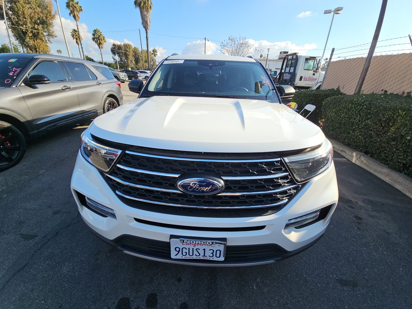 2023 Ford Explorer XLT RWD