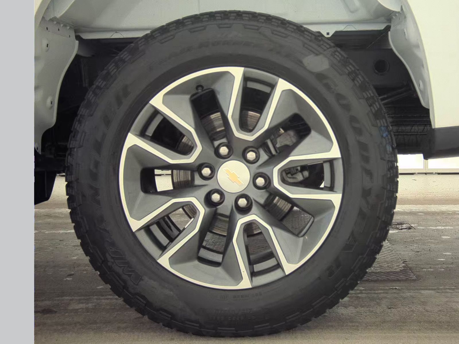 2023 Chevrolet Silverado 1500 LT AWD