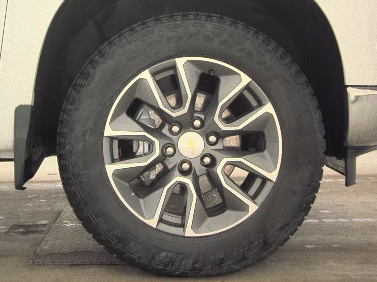 2023 Chevrolet Silverado 1500 LT AWD