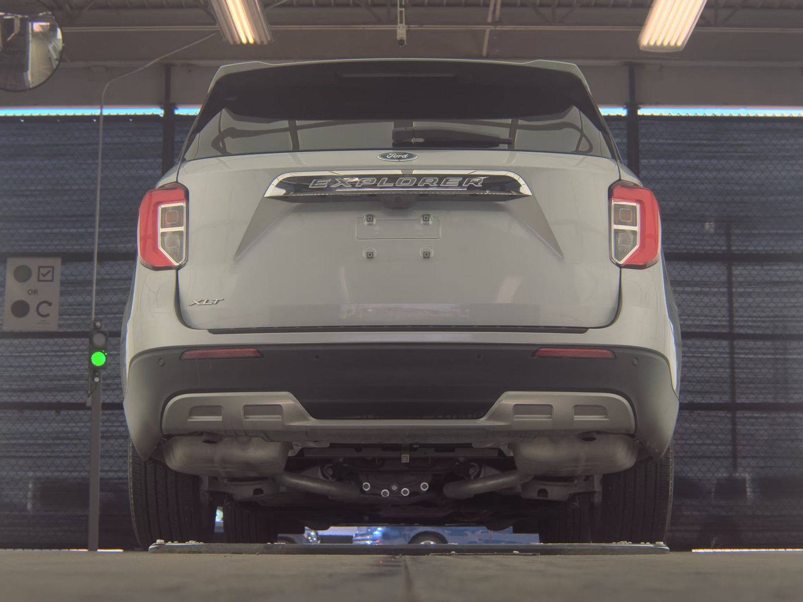 2023 Ford Explorer XLT RWD