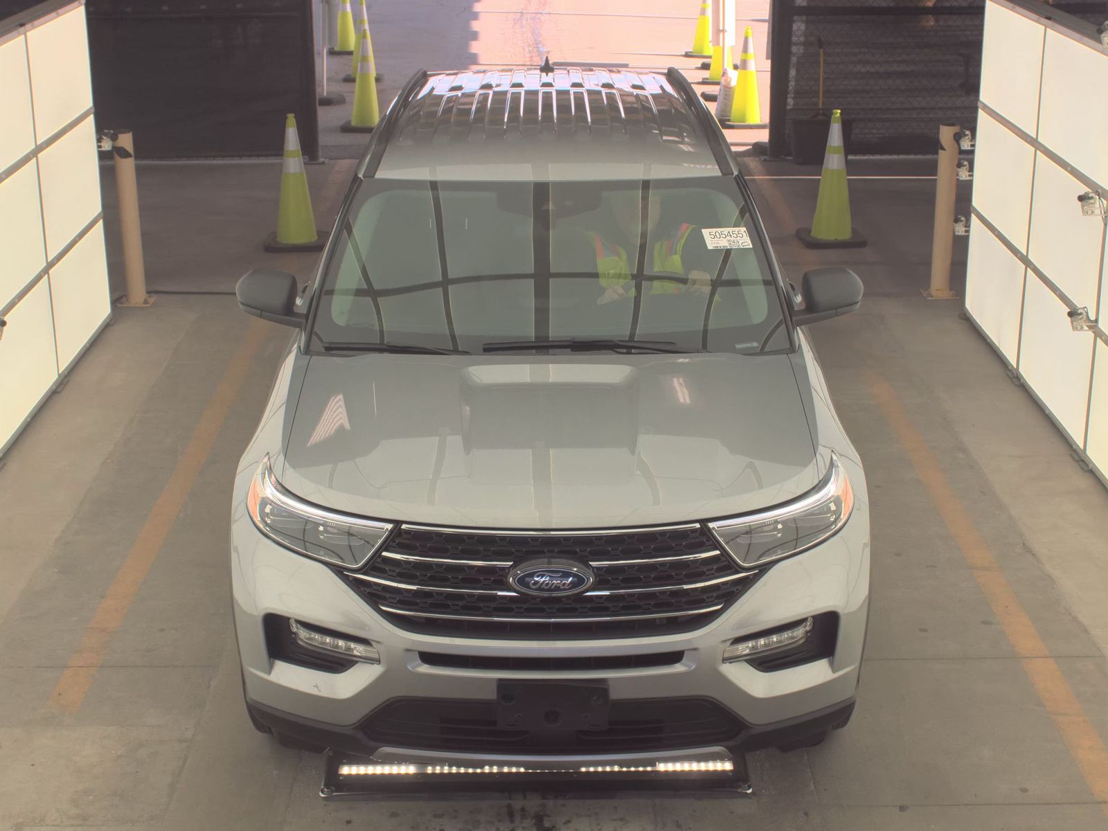 2023 Ford Explorer XLT RWD