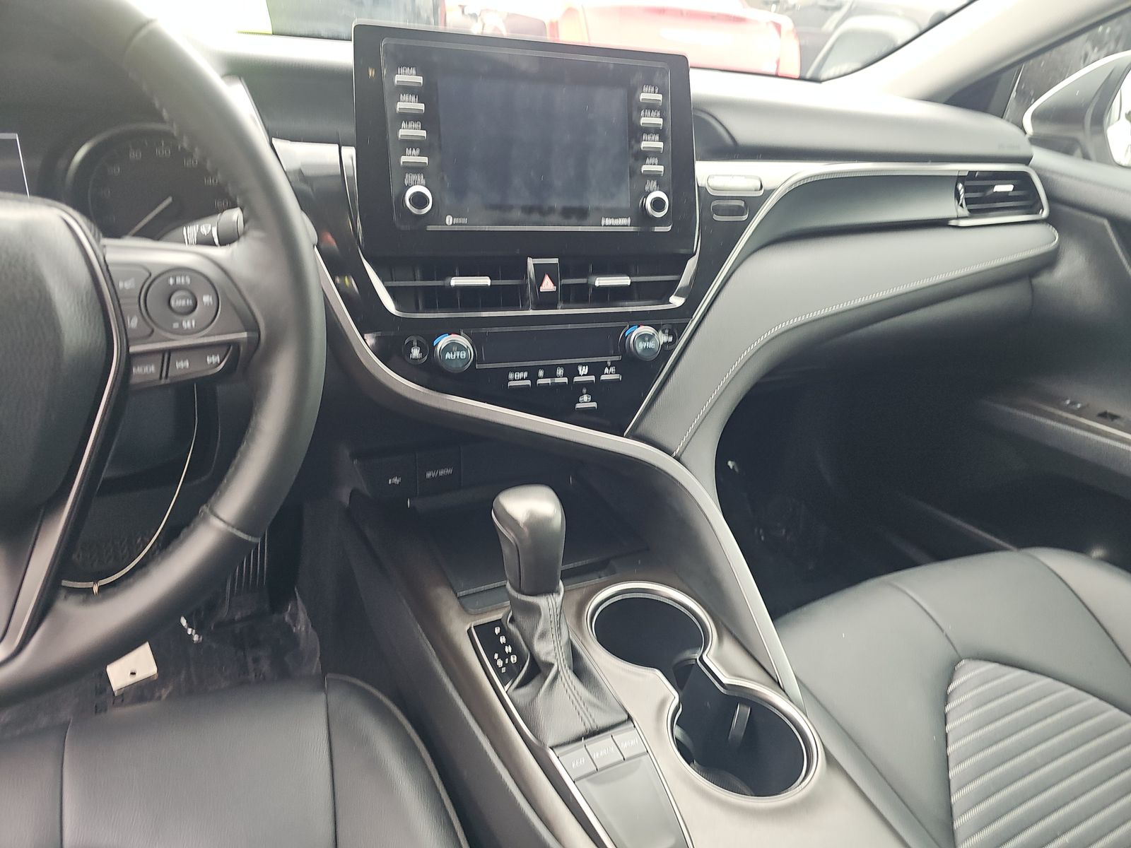 2024 Toyota Camry SE FWD