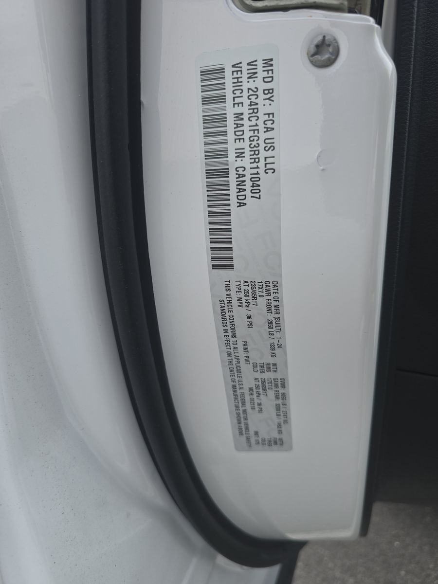 2024 Chrysler Pacifica Touring FWD