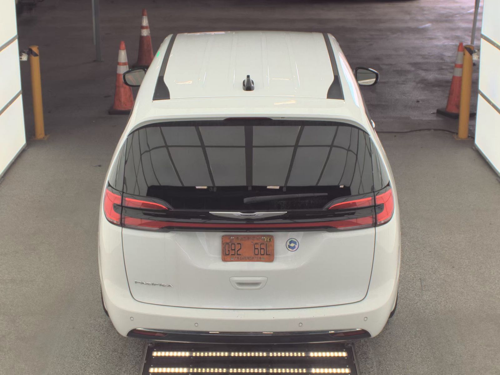 2024 Chrysler Pacifica Touring FWD