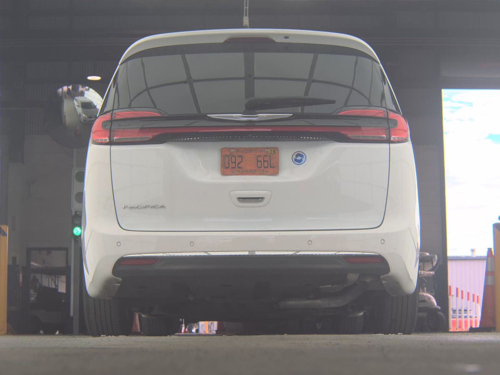 2024 Chrysler Pacifica Touring FWD