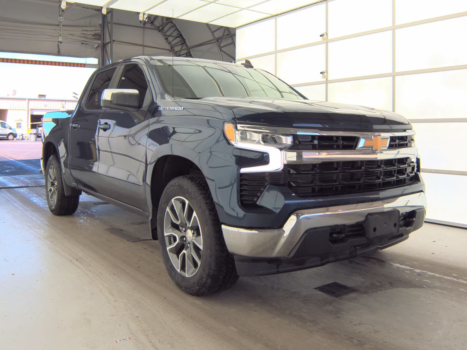 2023 Chevrolet Silverado 1500 LT AWD