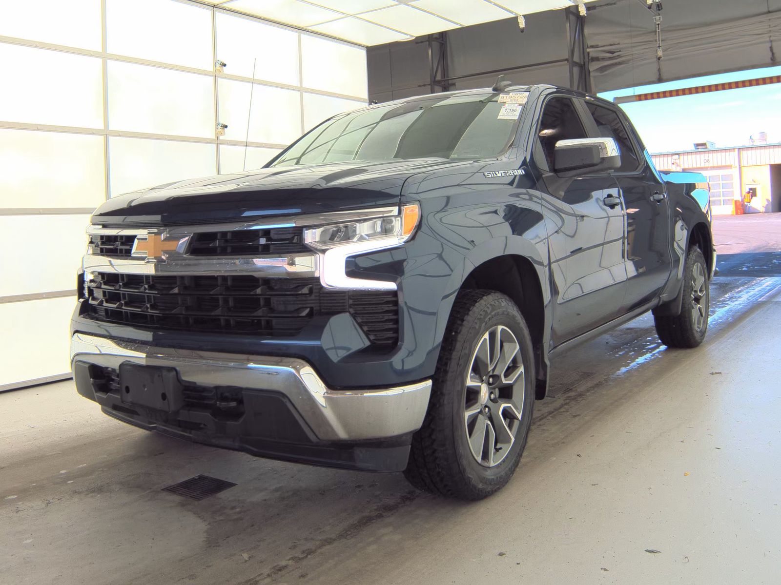 2023 Chevrolet Silverado 1500 LT AWD
