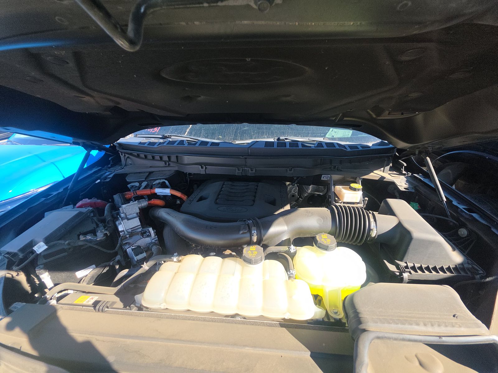 2022 Ford F-150 Hybrid Lariat AWD