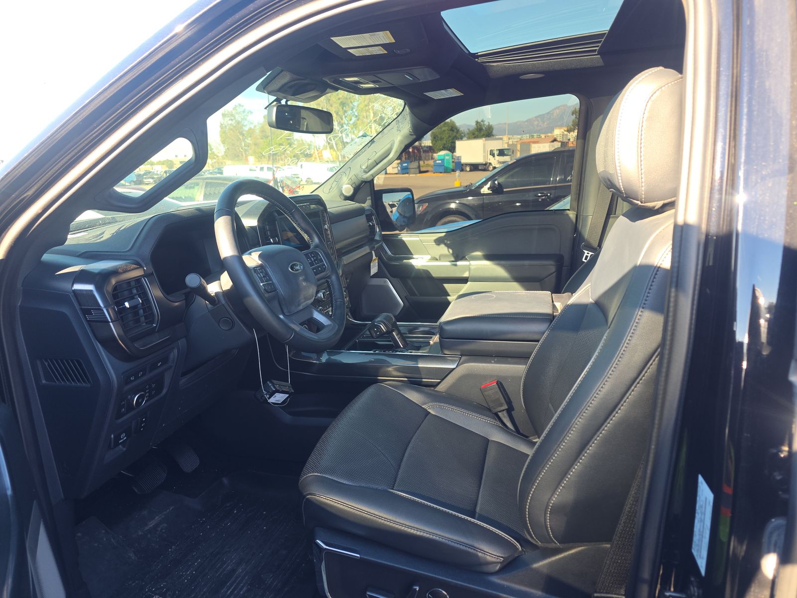 2022 Ford F-150 Hybrid Lariat AWD