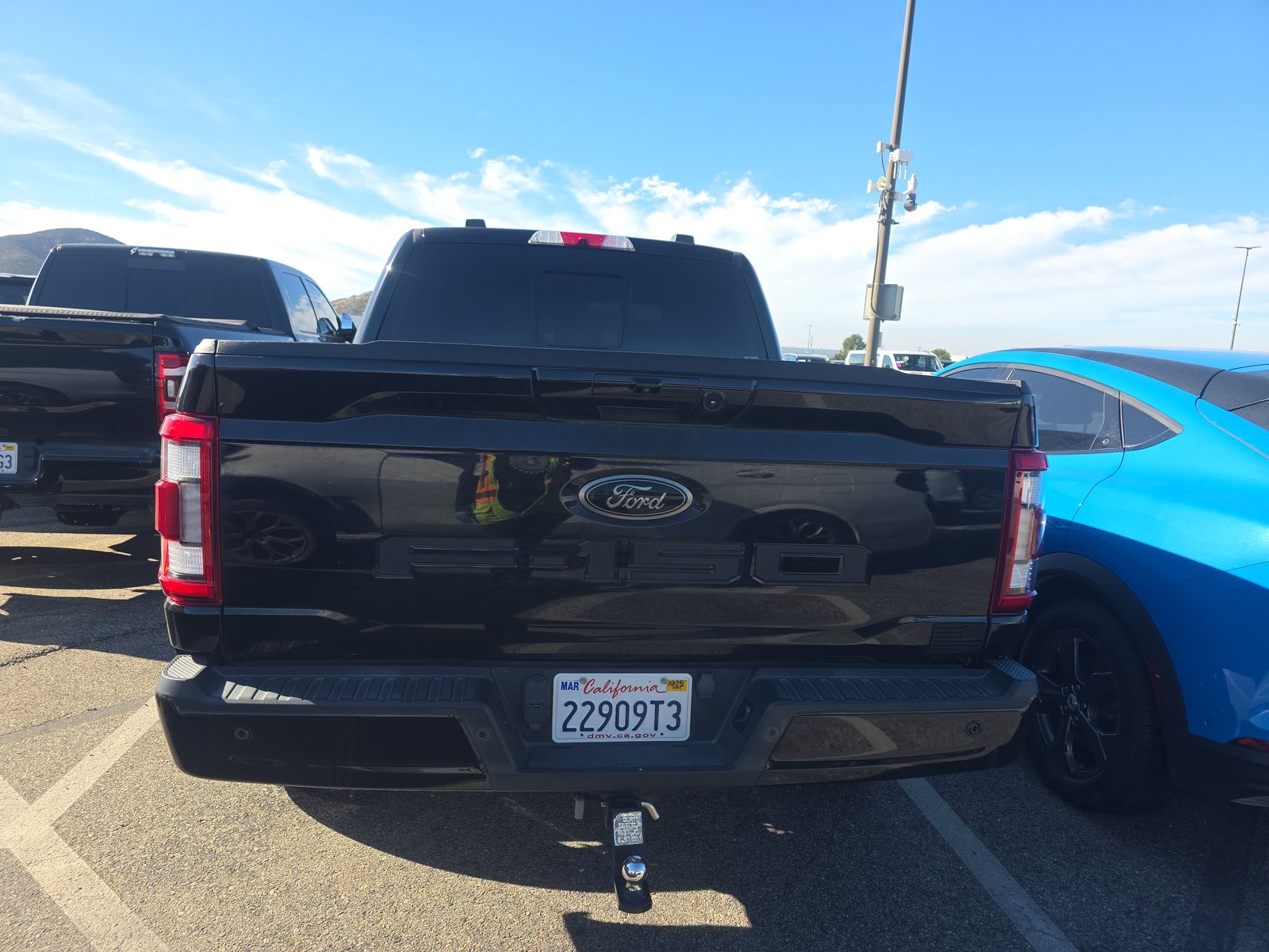 2022 Ford F-150 Hybrid Lariat AWD