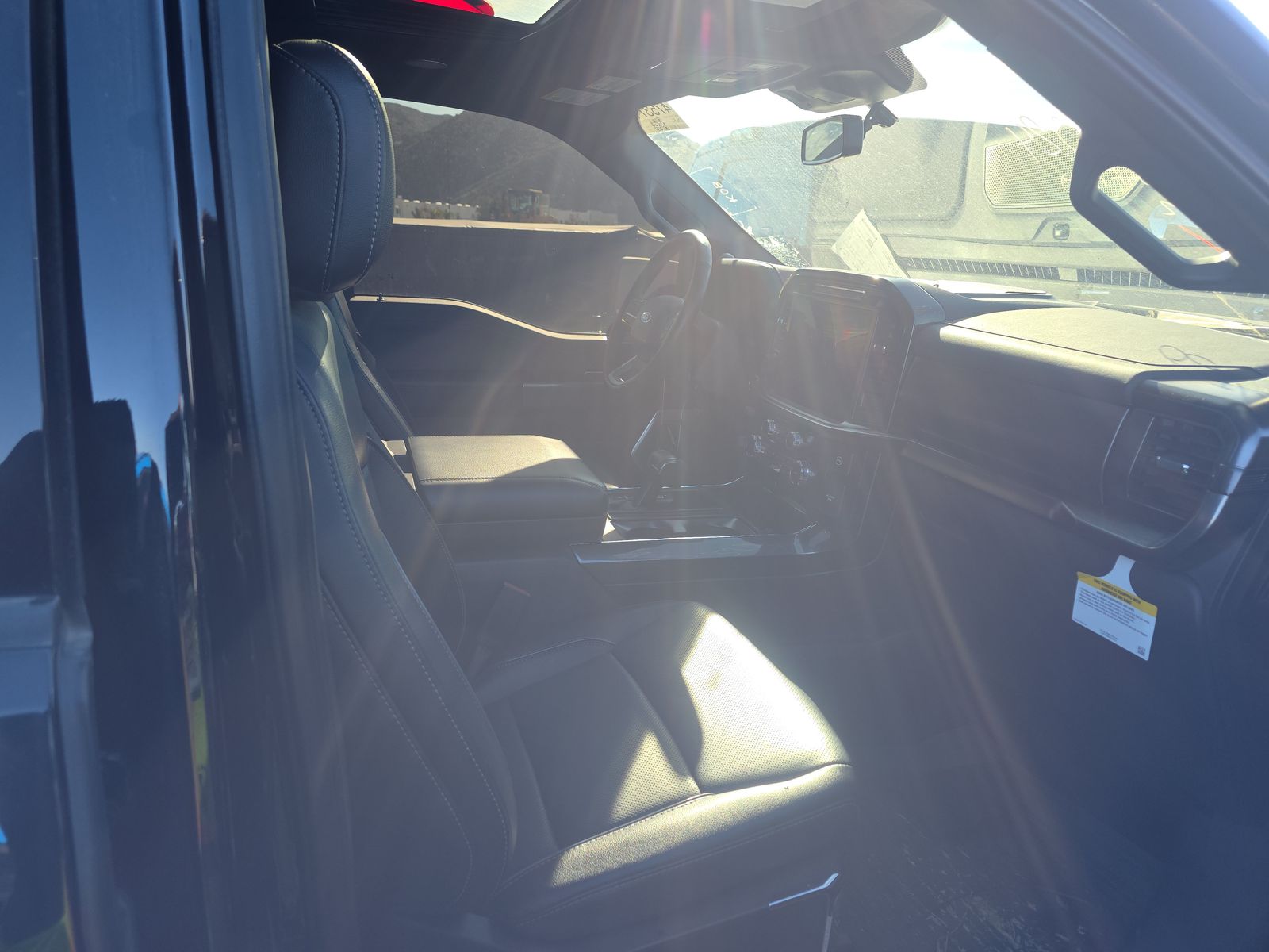 2022 Ford F-150 Hybrid Lariat AWD