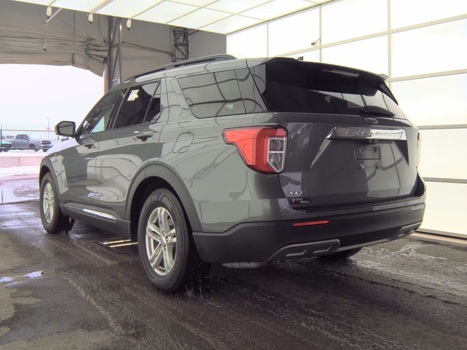 2022 Ford Explorer XLT RWD