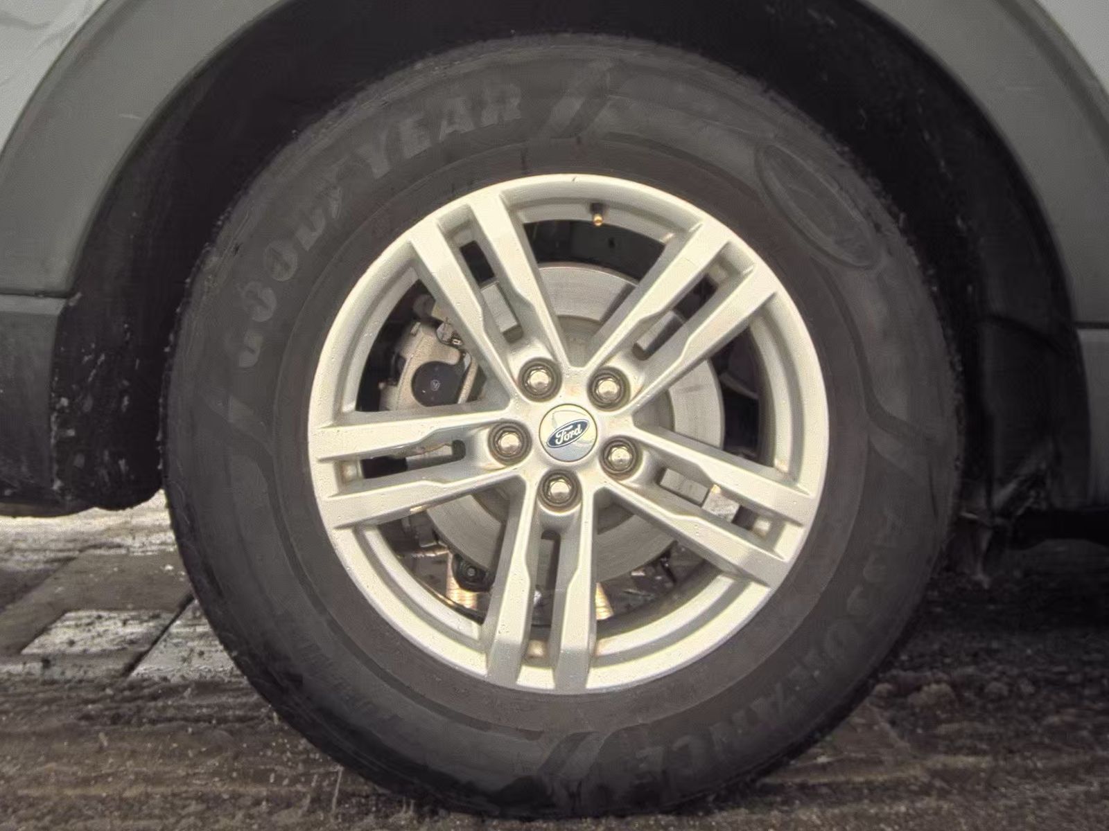 2022 Ford Explorer XLT RWD