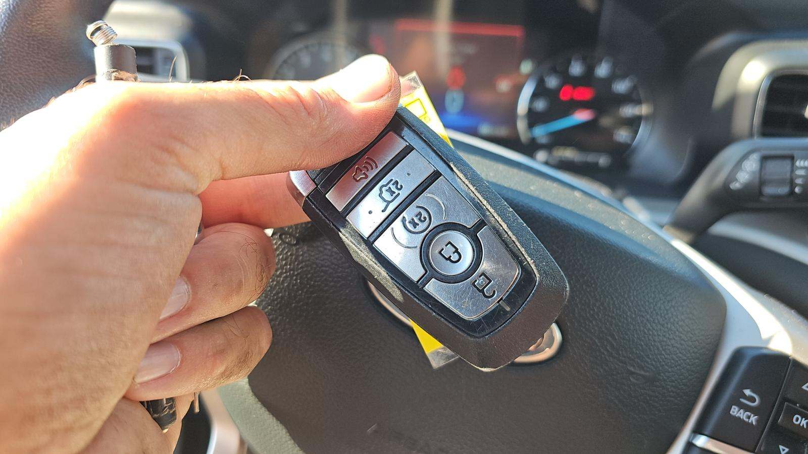 2023 Ford Explorer XLT RWD