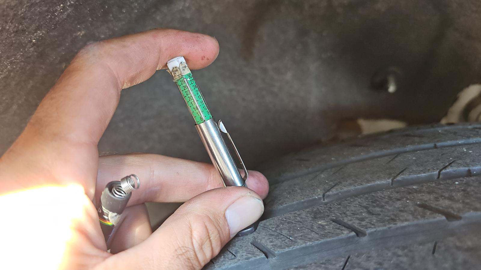 2023 Ford Explorer XLT RWD