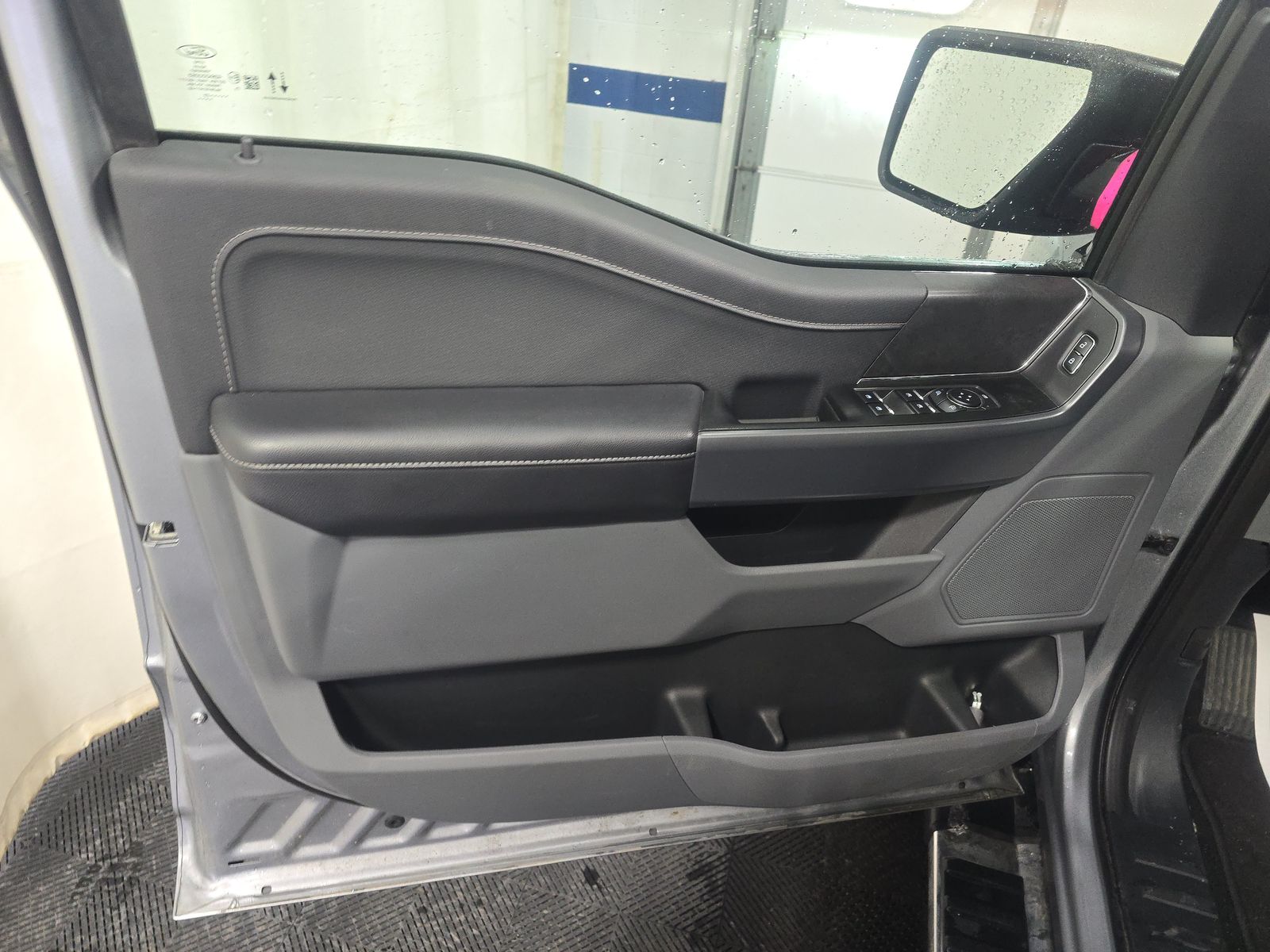 2025 Ford F-150 XLT AWD