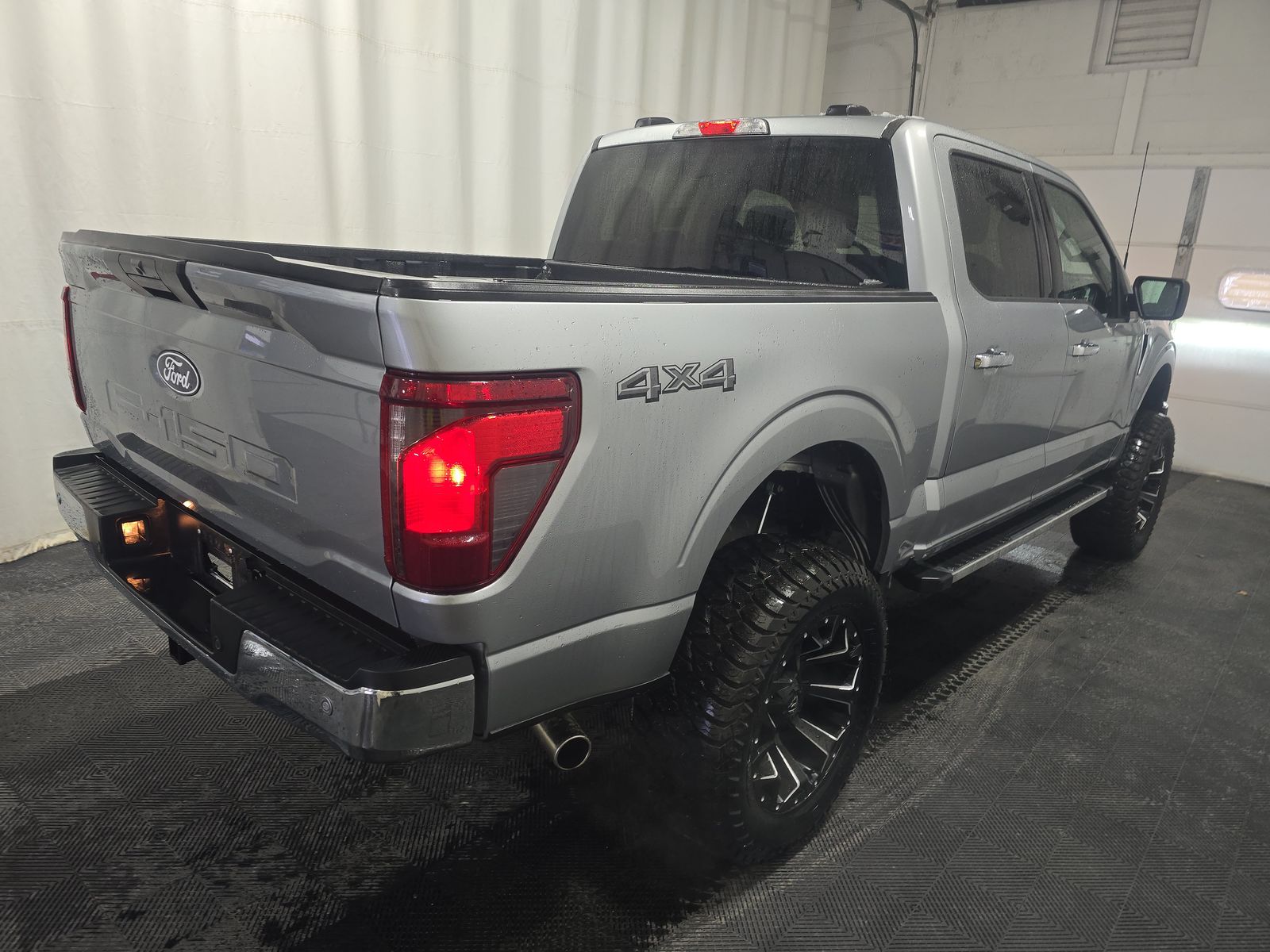2025 Ford F-150 XLT AWD