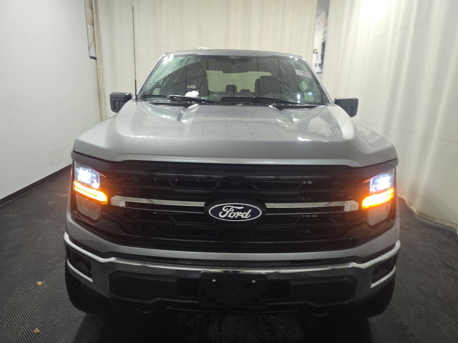 2025 Ford F-150 XLT AWD