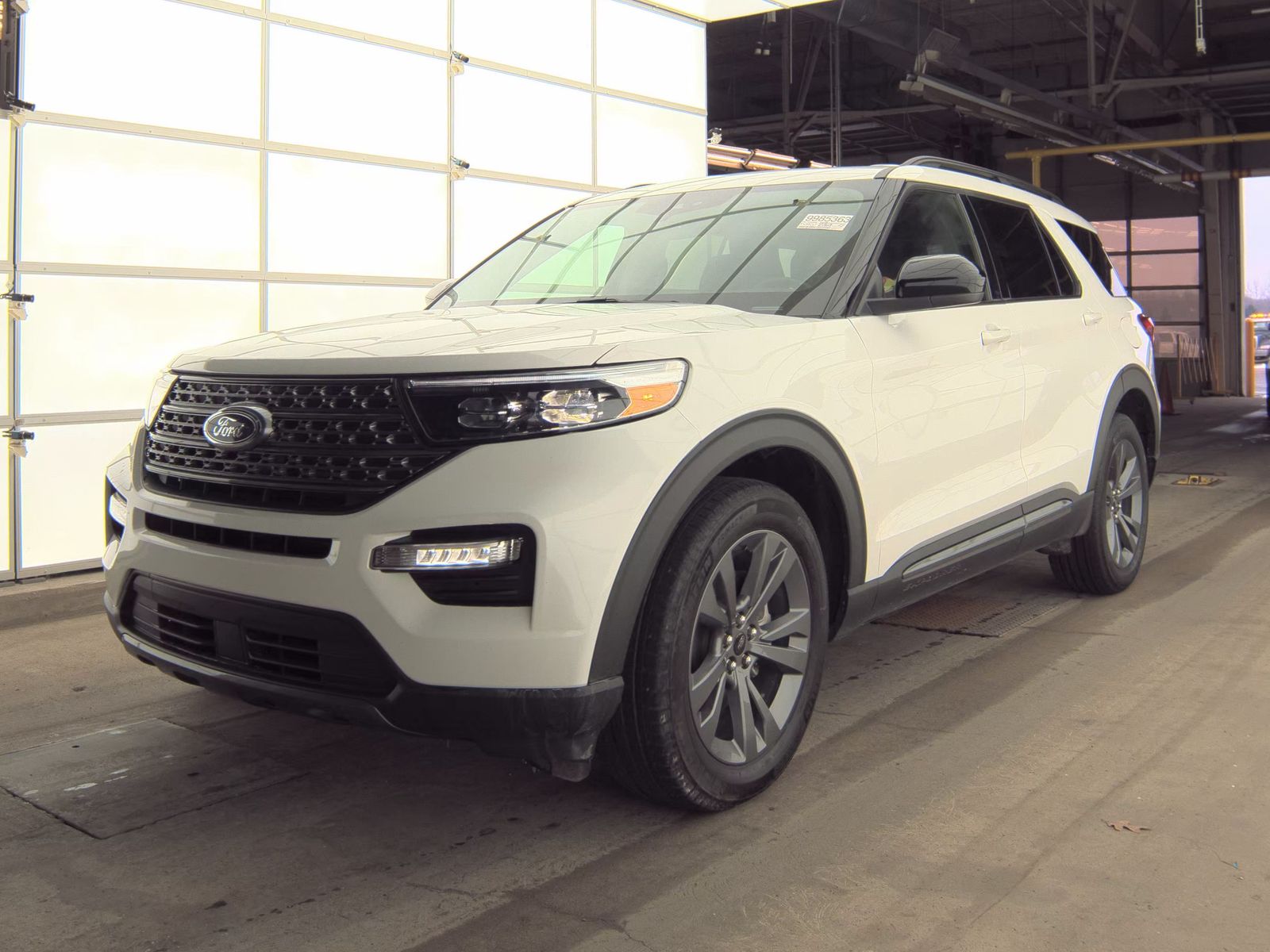 2023 Ford Explorer XLT AWD