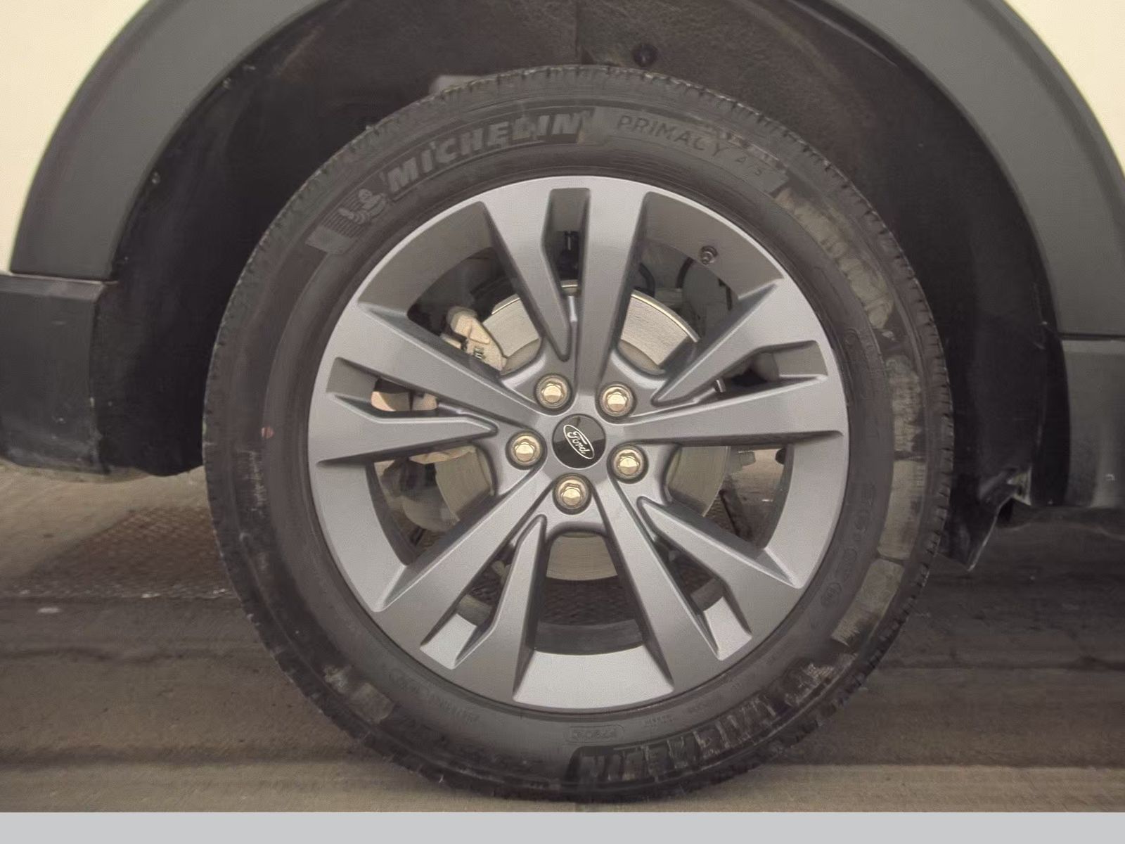 2023 Ford Explorer XLT AWD