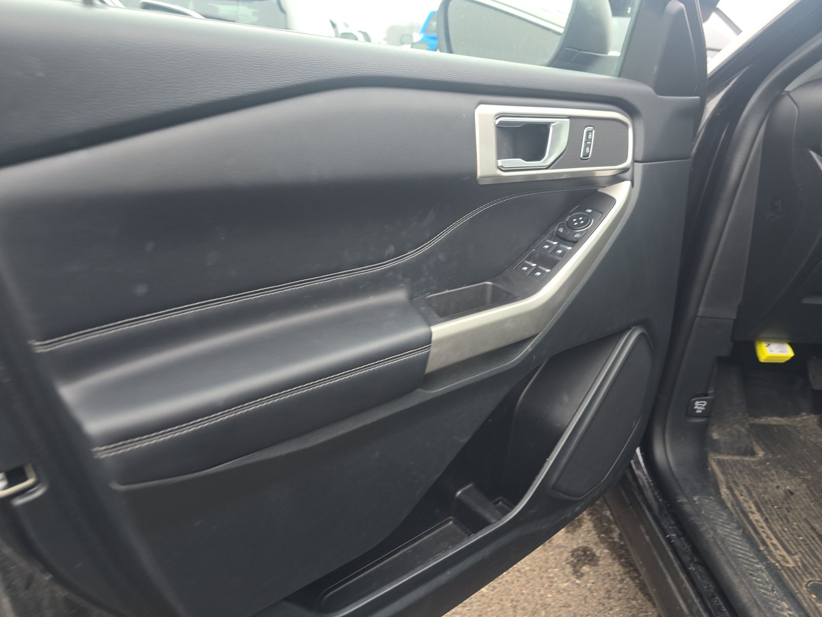 2023 Ford Explorer XLT AWD