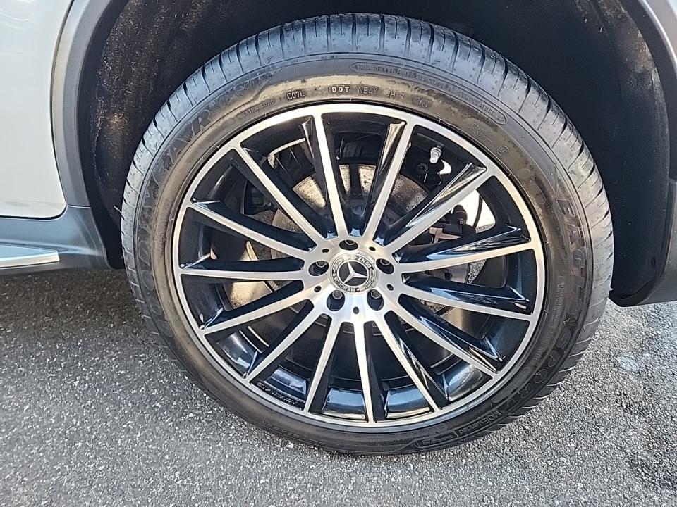 2022 Mercedes-Benz GLC GLC 300 AWD