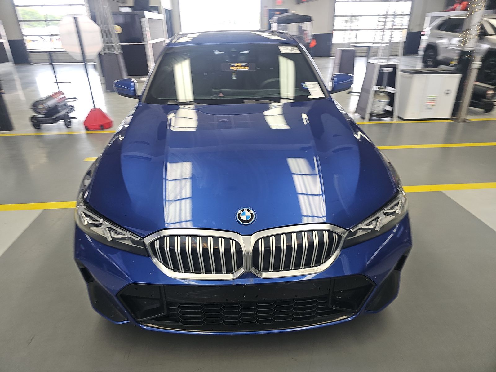 2023 BMW 3 Series 330e RWD