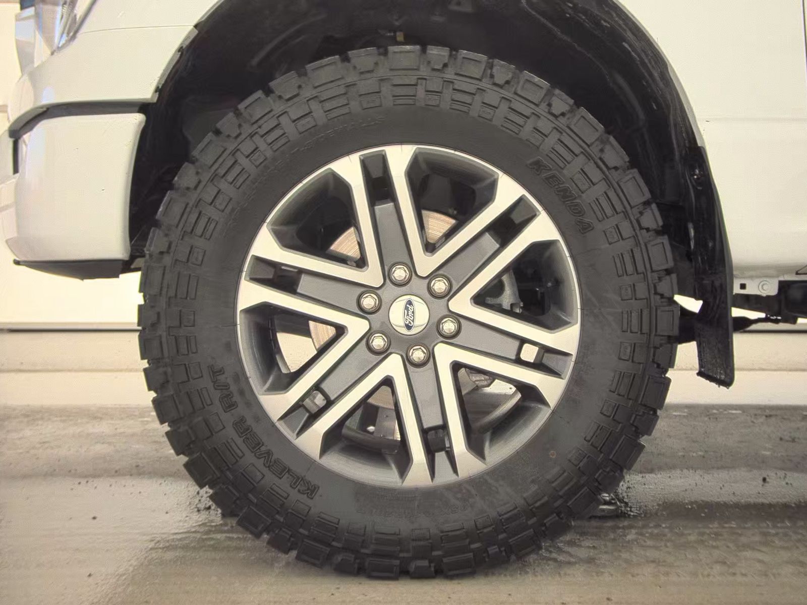 2022 Ford F-150 XL AWD