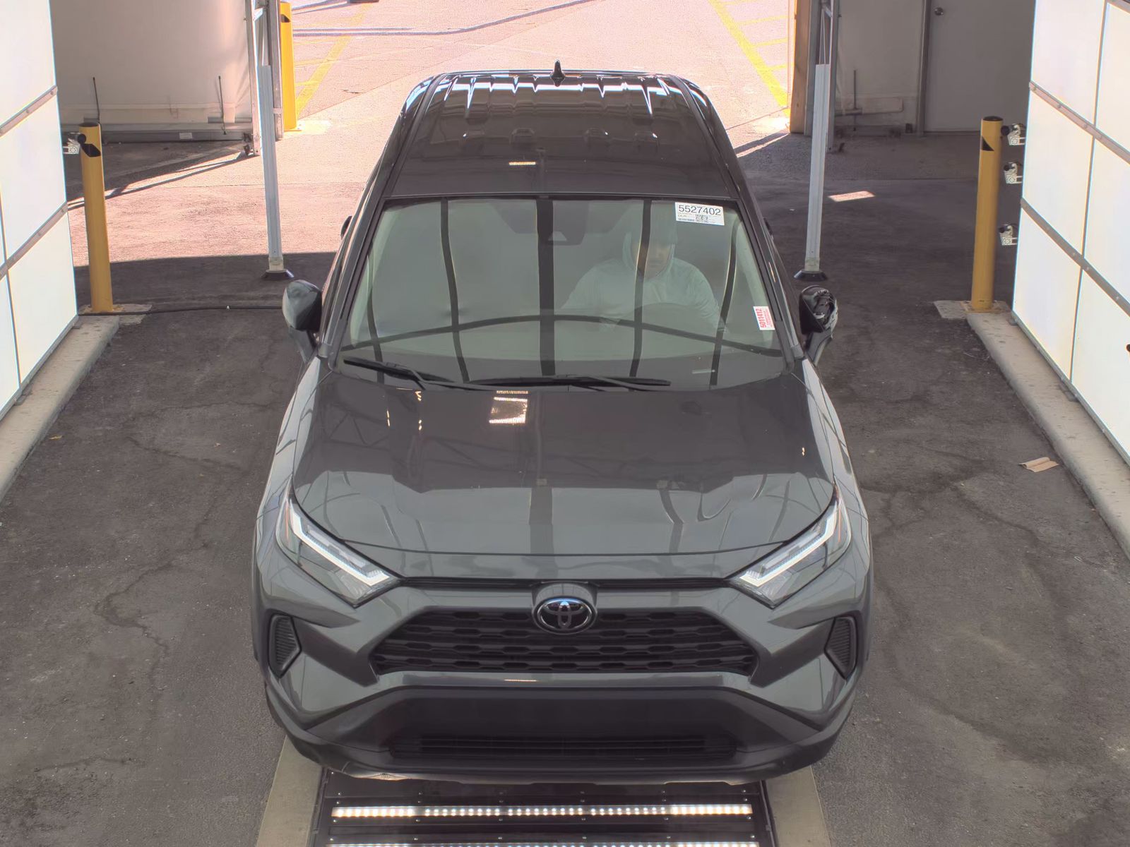 2024 Toyota RAV4 LE FWD