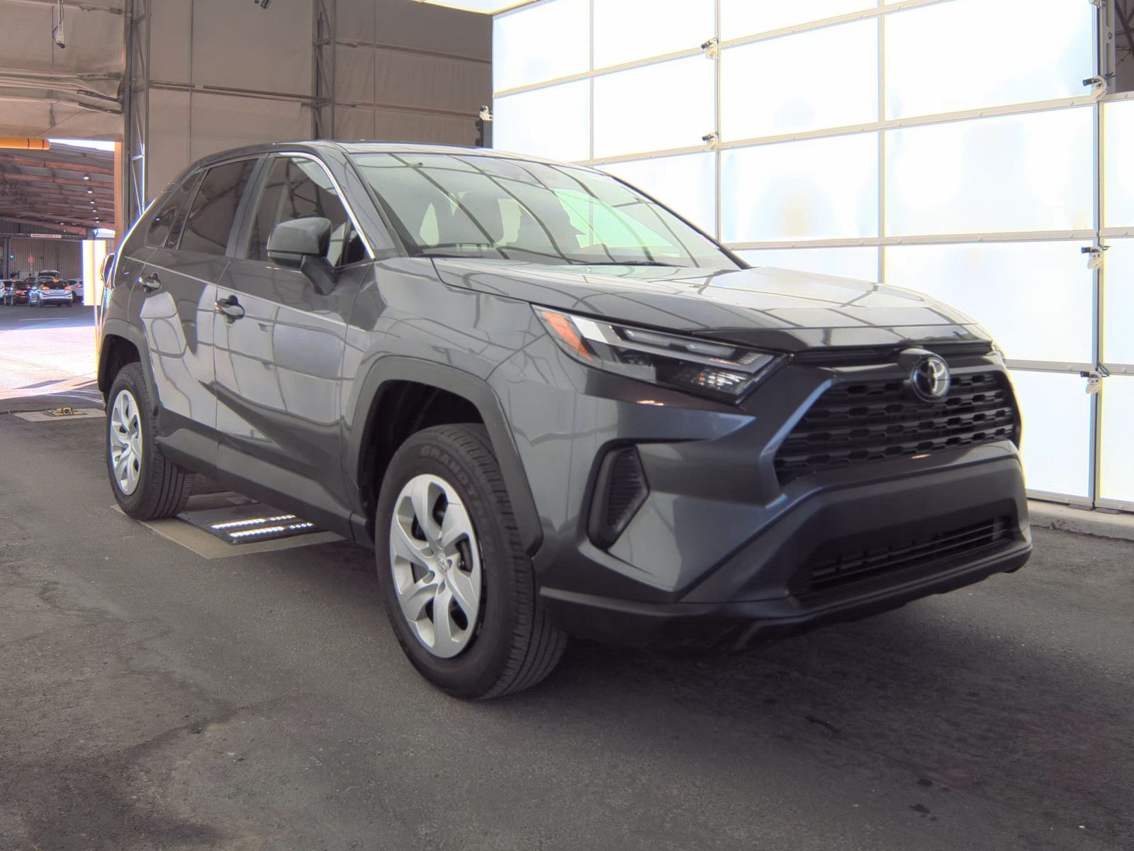 2024 Toyota RAV4 LE FWD