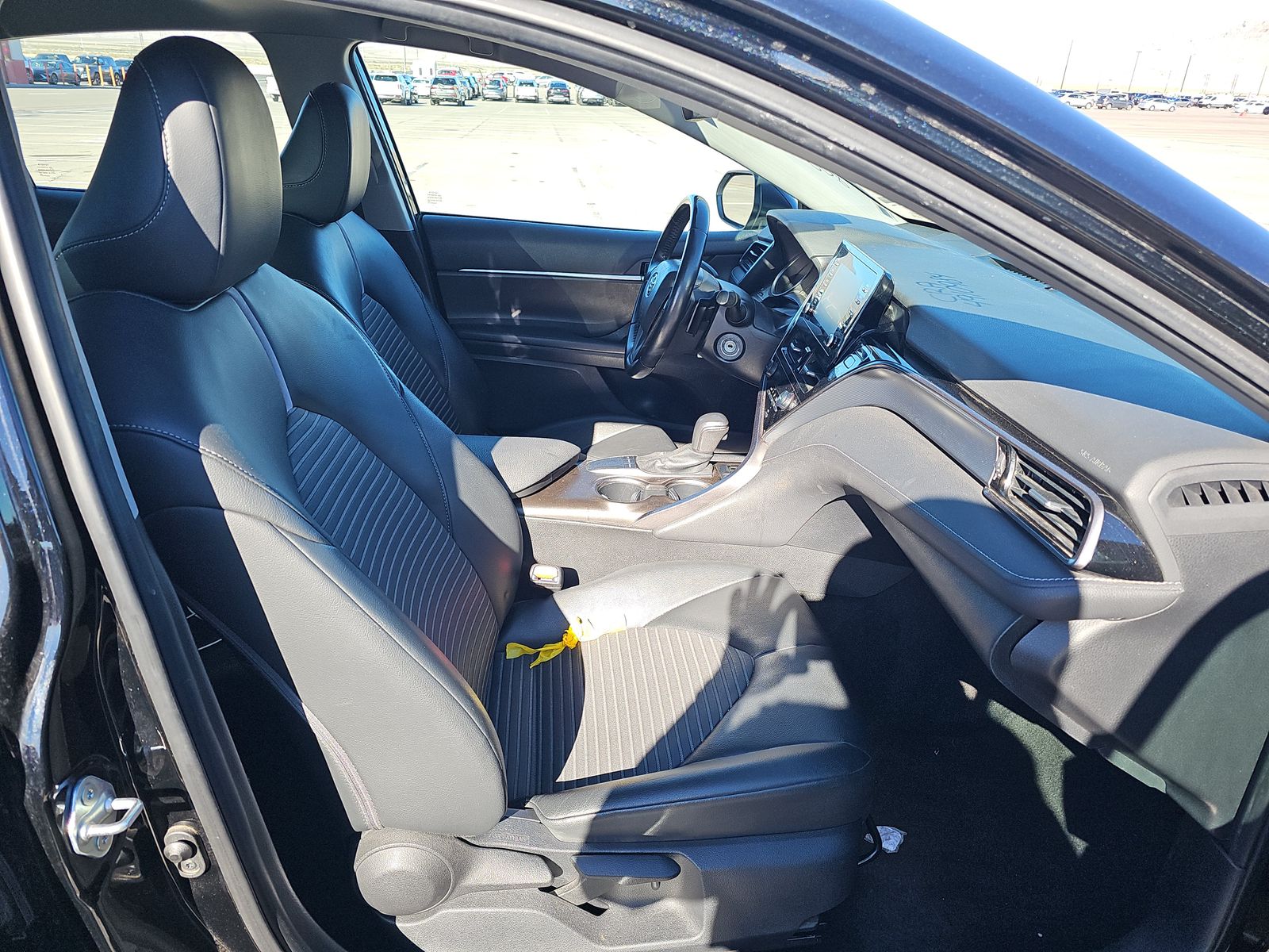 2022 Toyota Camry SE FWD