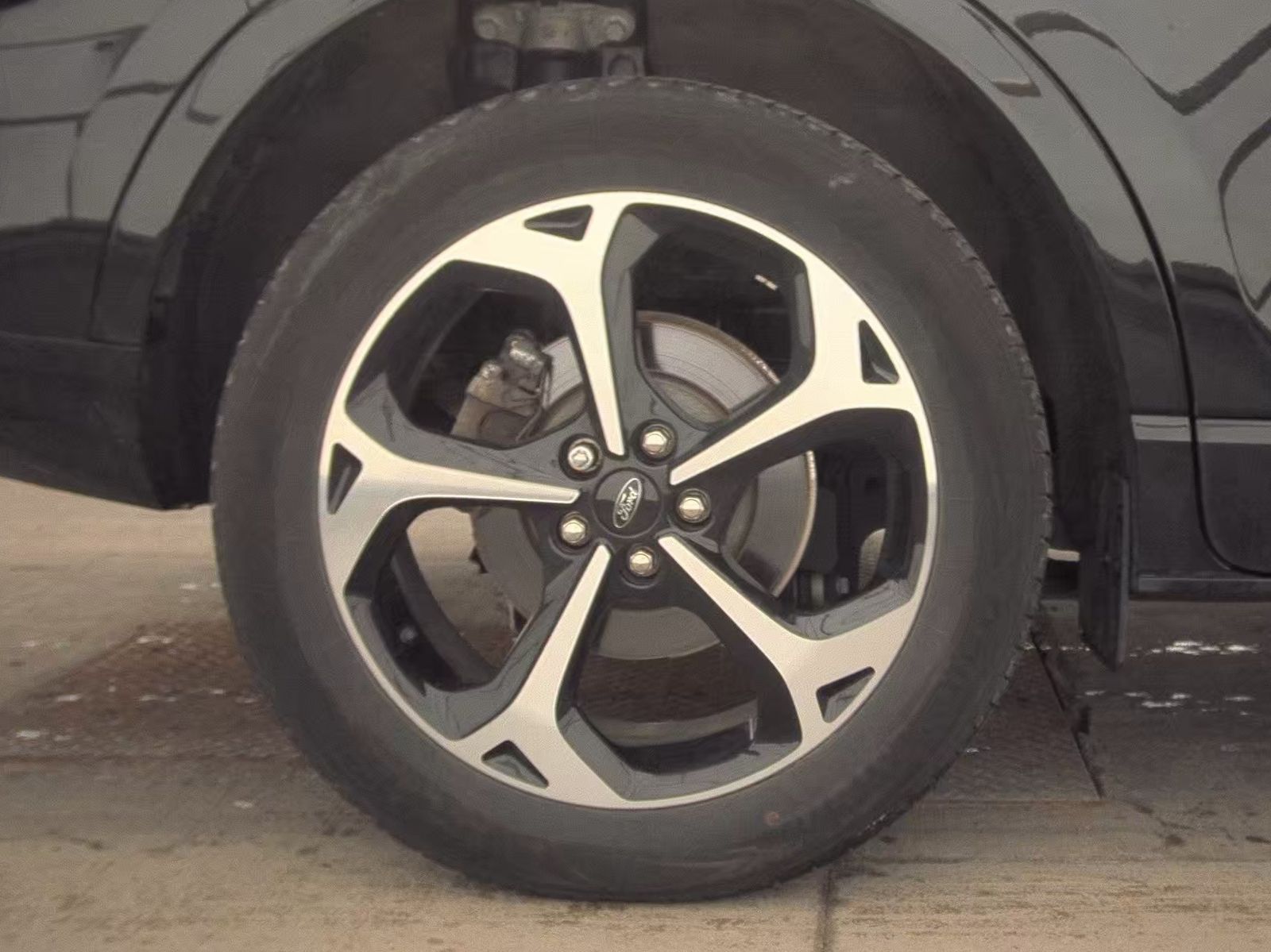 2023 Ford Escape ST-Line Select AWD