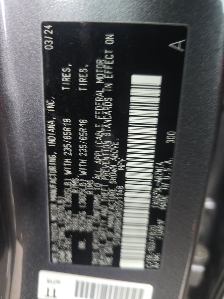 2024 Toyota Highlander LE AWD