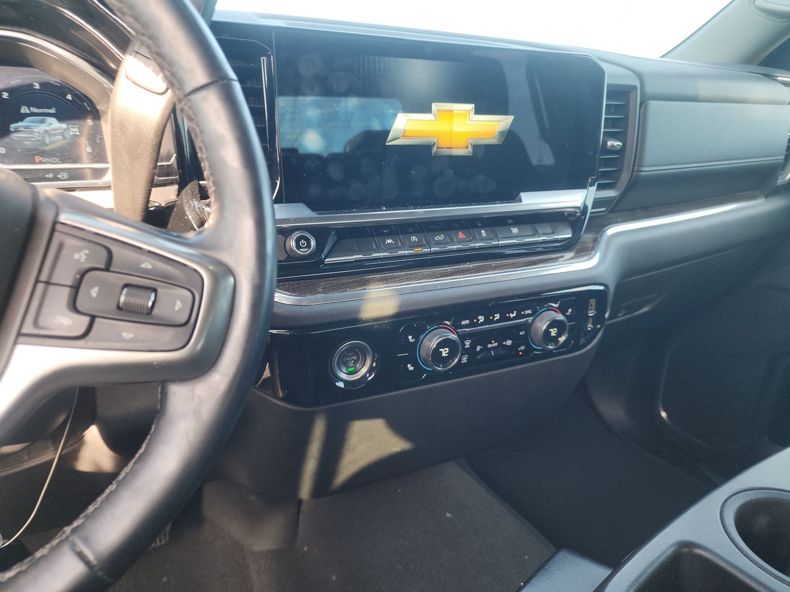 2023 Chevrolet Silverado 1500 LT AWD