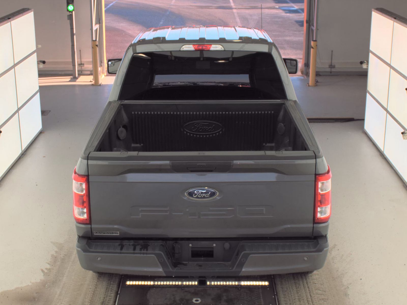 2022 Ford F-150 XL AWD