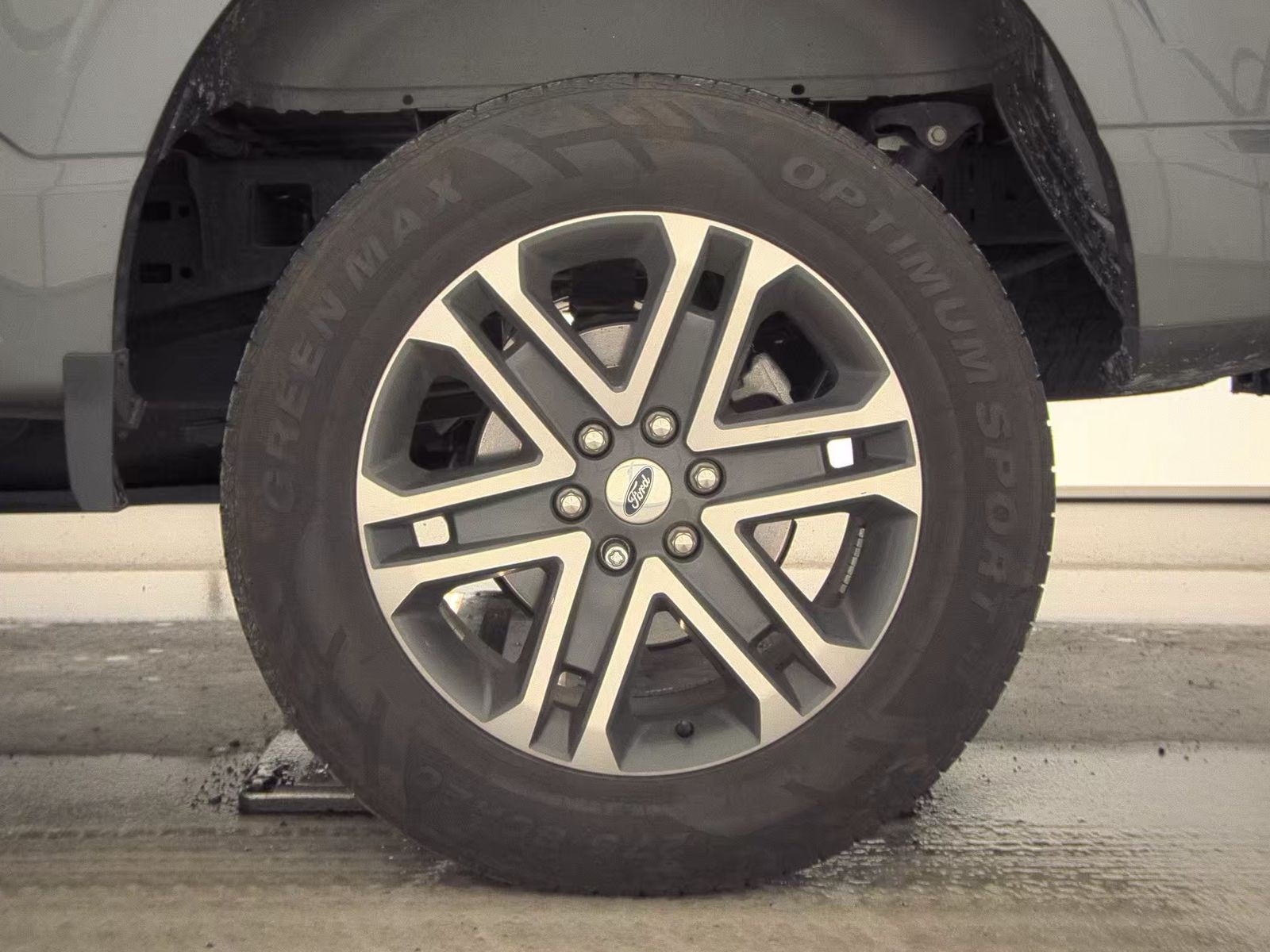 2022 Ford F-150 XL AWD