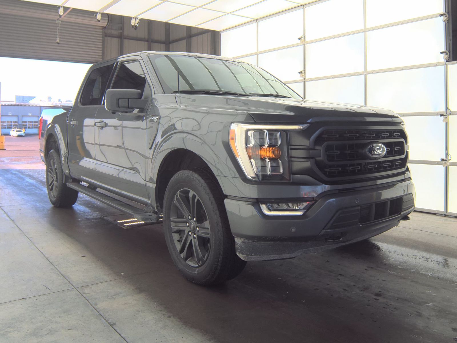 2023 Ford F-150 XLT AWD
