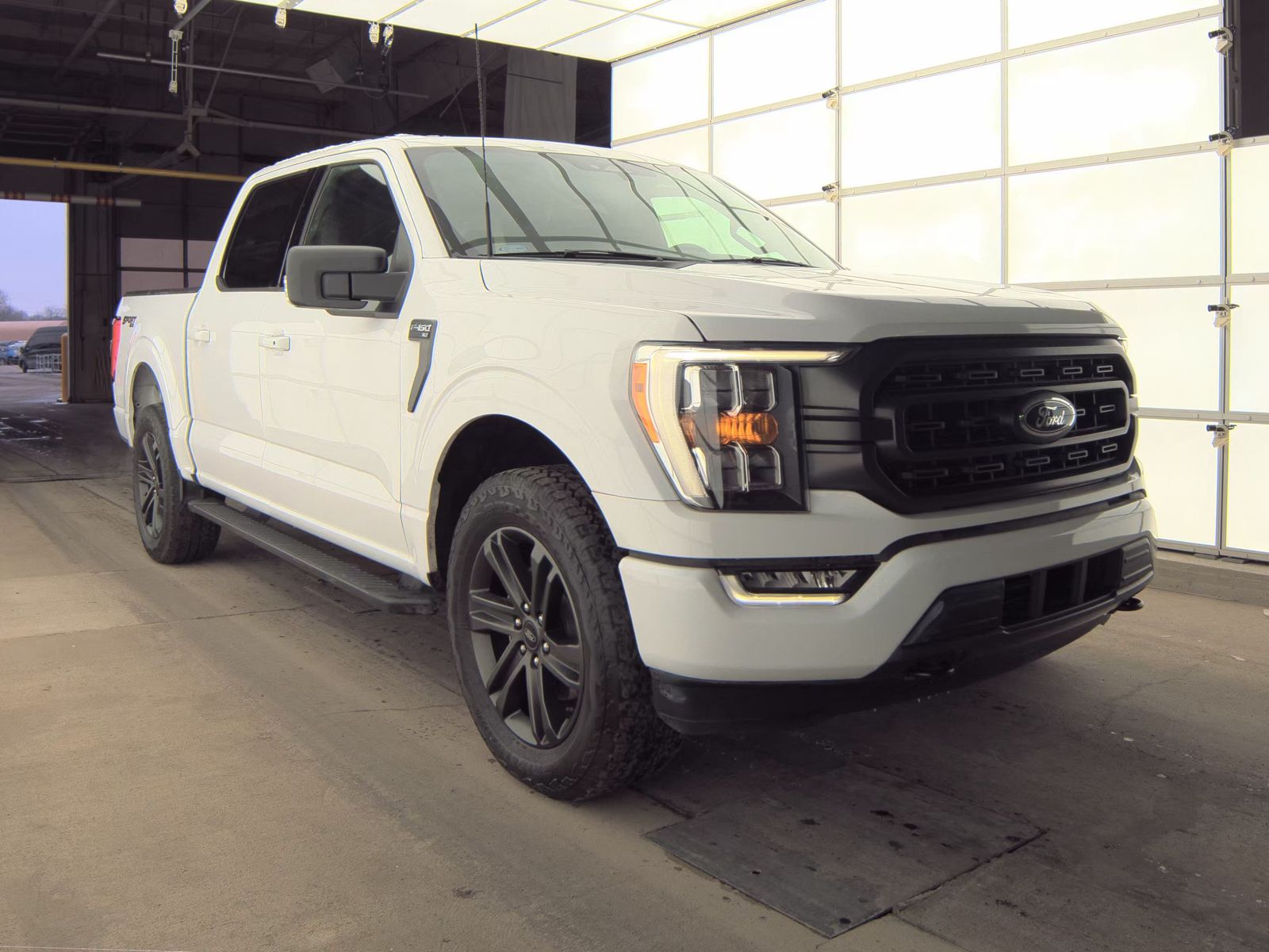 2022 Ford F-150 XLT AWD
