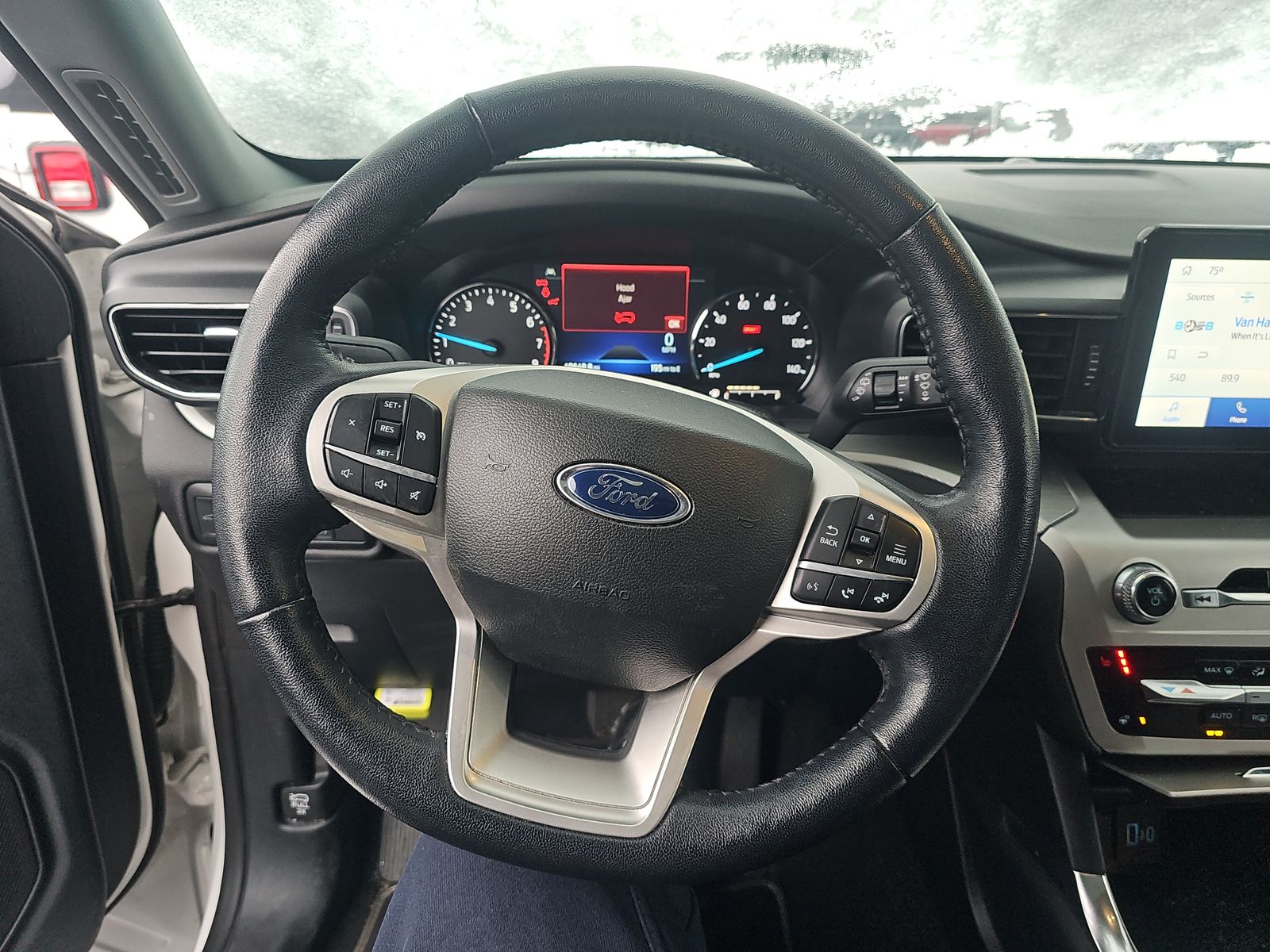 2022 Ford Explorer XLT AWD