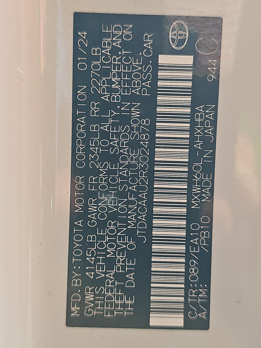 2024 Toyota Prius Limited FWD