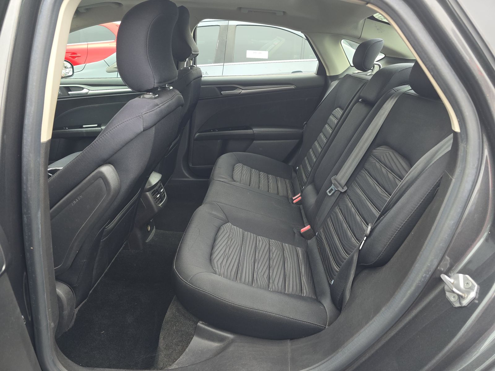 2016 Ford Fusion SE FWD