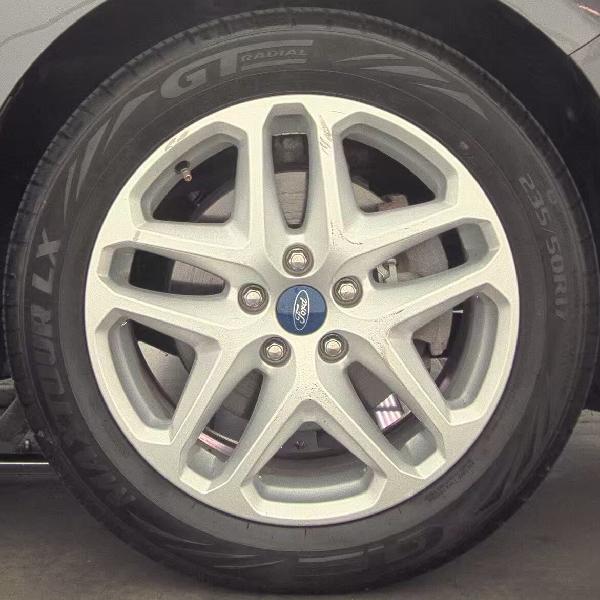 2016 Ford Fusion SE FWD